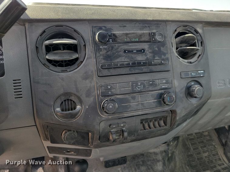 image for item NK9863 2013 Ford F250 pickup truck