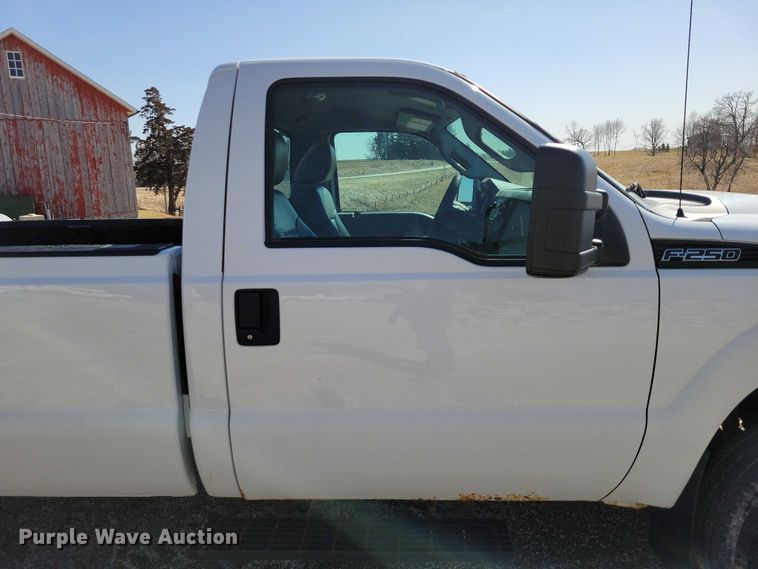 image for item NK9863 2013 Ford F250 pickup truck