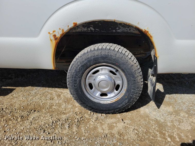 image for item NK9863 2013 Ford F250 pickup truck