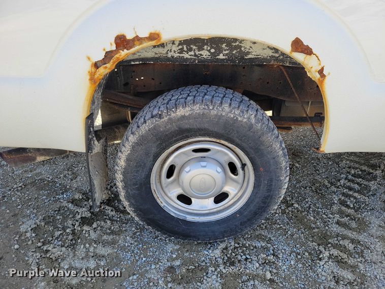 image for item NK9863 2013 Ford F250 pickup truck