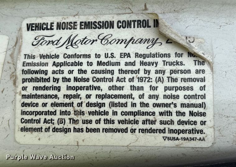 image for item YA1873 2005 Ford E350 box truck