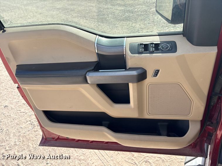 image for item YA1874 2018 Ford F150 Crew Cab pickup truck