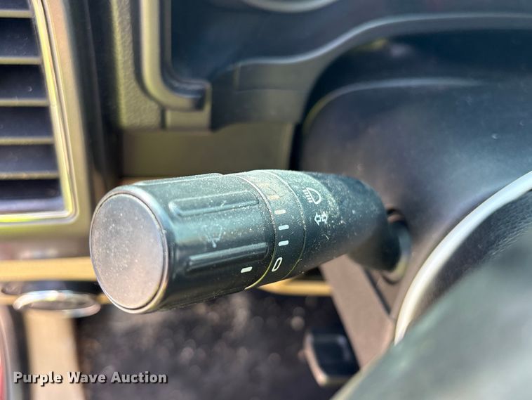 image for item YA1874 2018 Ford F150 Crew Cab pickup truck