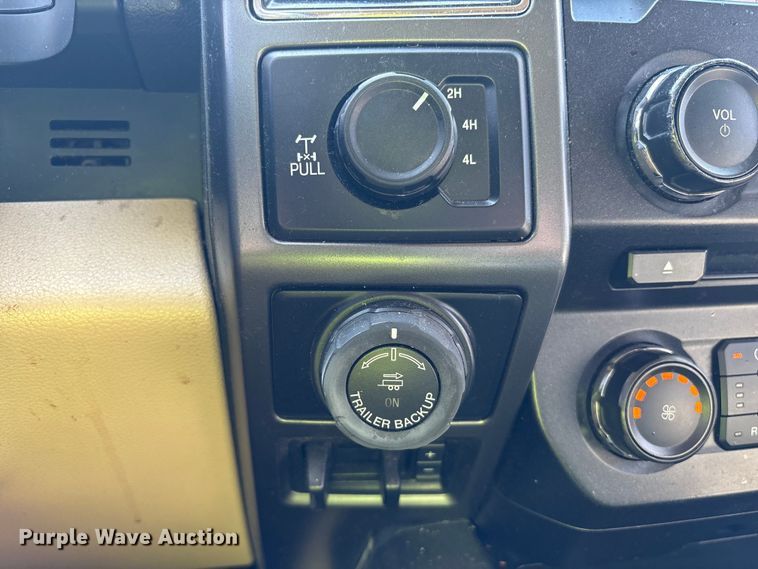 image for item YA1874 2018 Ford F150 Crew Cab pickup truck