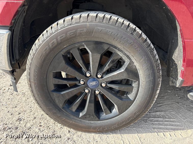 image for item YA1874 2018 Ford F150 Crew Cab pickup truck