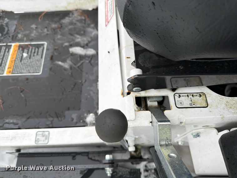 image for item YA2084 Bobcat ZT2000 ZTR lawn mower