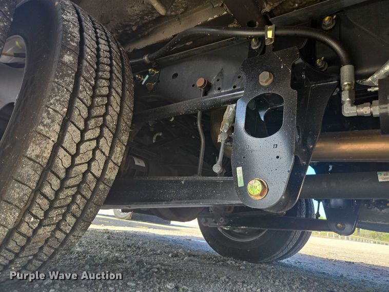 image for item YA2584 2024 Ford F550 Super Duty ambulance