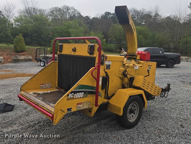 image for item YA2679 2015 Vermeer BC1000XL wood chipper