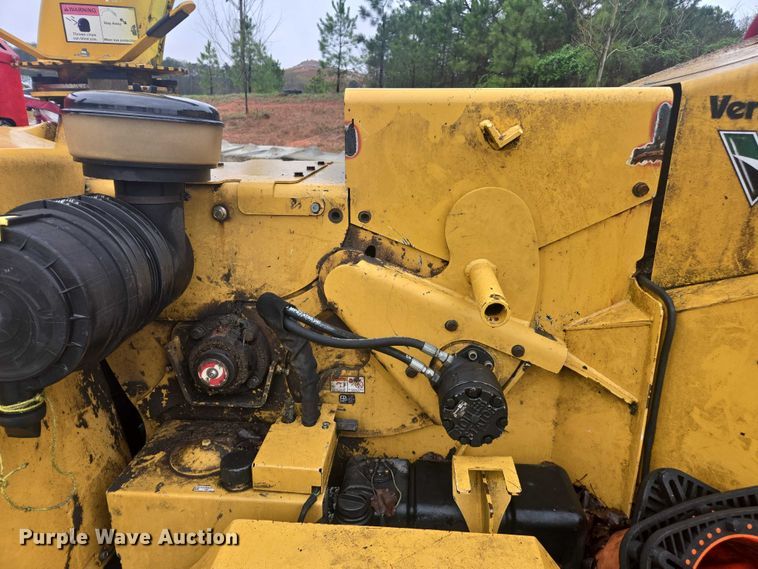 image for item YA2679 2015 Vermeer BC1000XL wood chipper