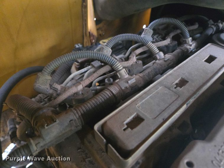 image for item YA2679 2015 Vermeer BC1000XL wood chipper