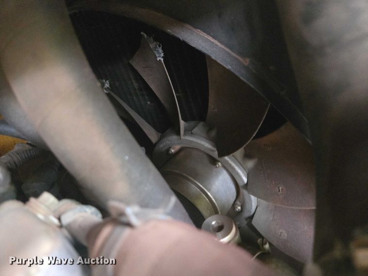 image for item YA2679 2015 Vermeer BC1000XL wood chipper