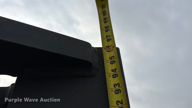 image for item YA2692 2004 Nissan F04B40V forklift