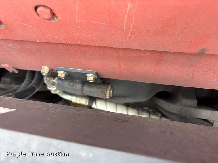 image for item YA2692 2004 Nissan F04B40V forklift