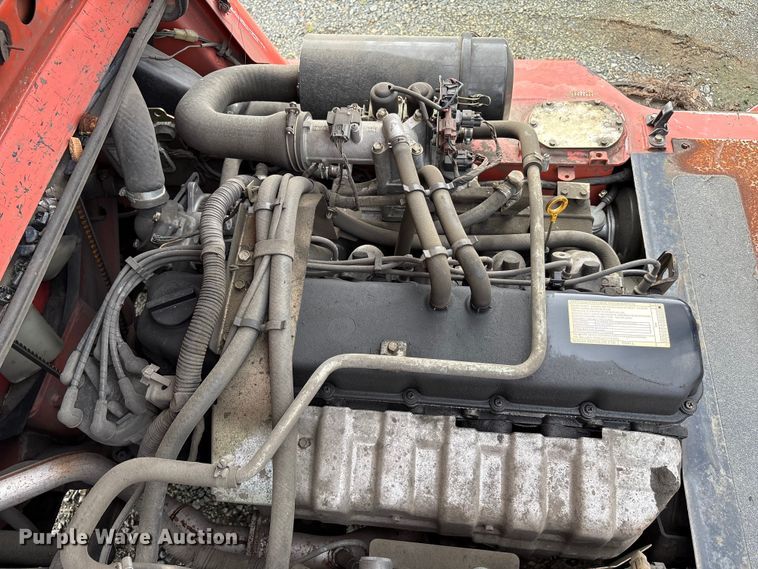 image for item YA2692 2004 Nissan F04B40V forklift