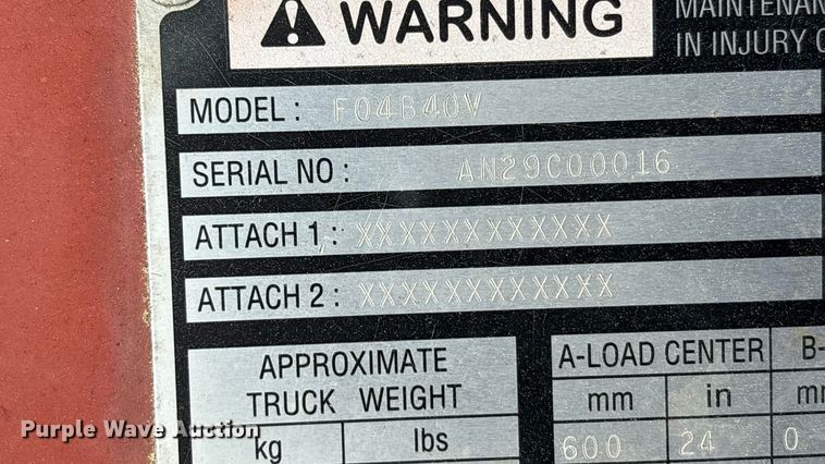 image for item YA2692 2004 Nissan F04B40V forklift