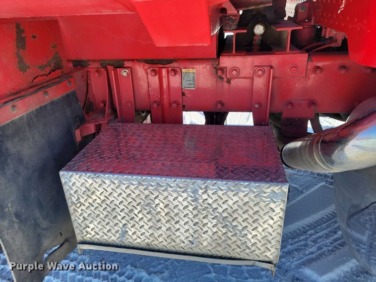 image for item EA2814 2007 Peterbilt 379 dump truck