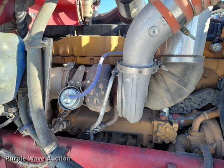 image for item EA2814 2007 Peterbilt 379 dump truck