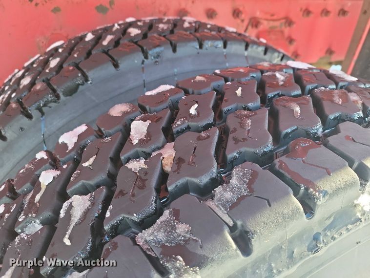 image for item EA2814 2007 Peterbilt 379 dump truck