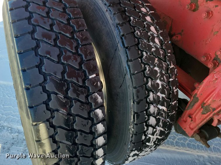 image for item EA2814 2007 Peterbilt 379 dump truck