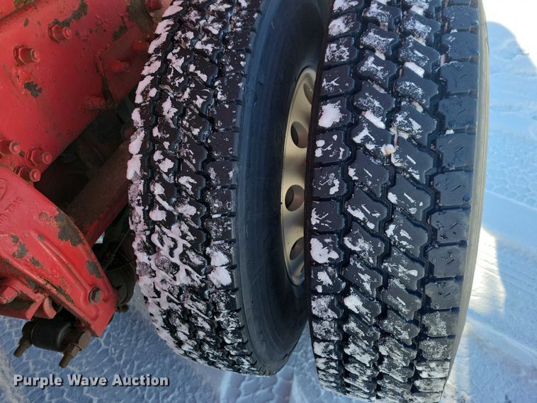 image for item EA2814 2007 Peterbilt 379 dump truck