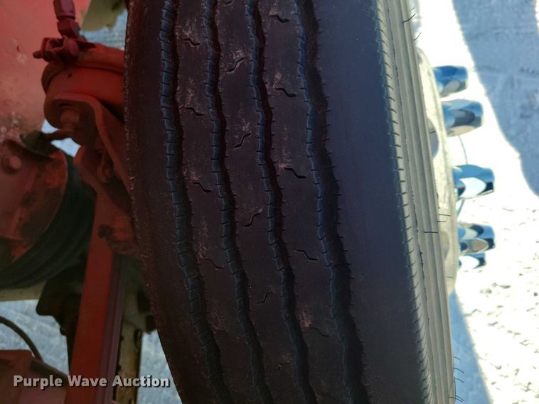 image for item EA2814 2007 Peterbilt 379 dump truck