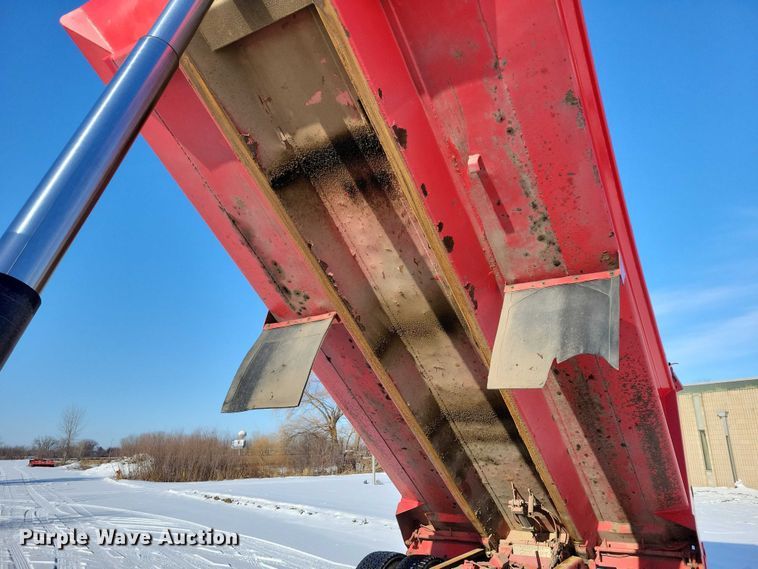 image for item EA2814 2007 Peterbilt 379 dump truck