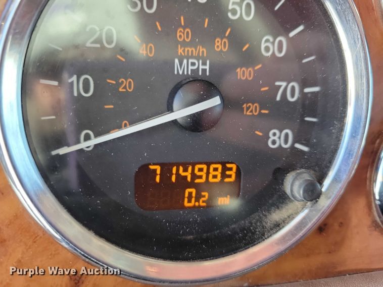 image for item EA2814 2007 Peterbilt 379 dump truck