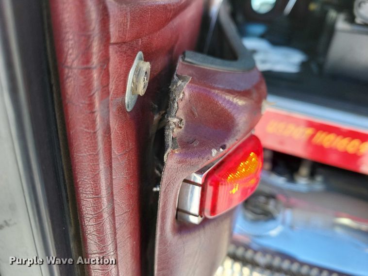 image for item EA2815 2005 Peterbilt 379 semi truck