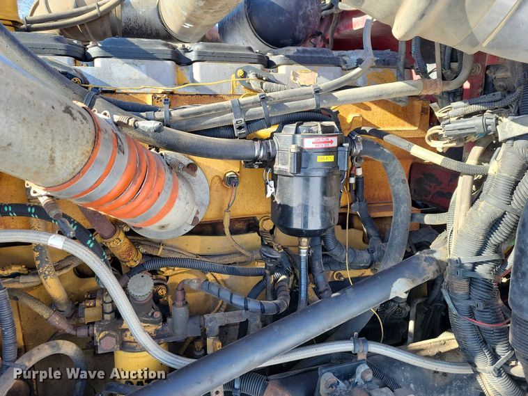 image for item EA2815 2005 Peterbilt 379 semi truck