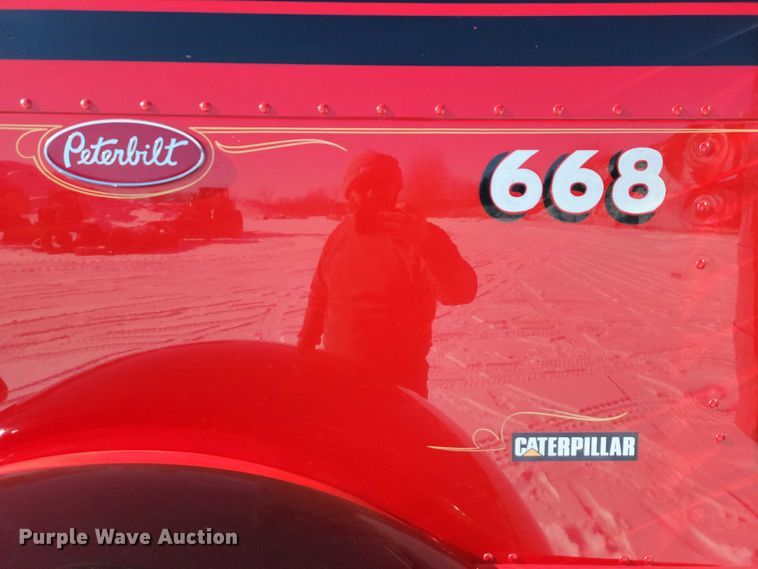 image for item EA2815 2005 Peterbilt 379 semi truck