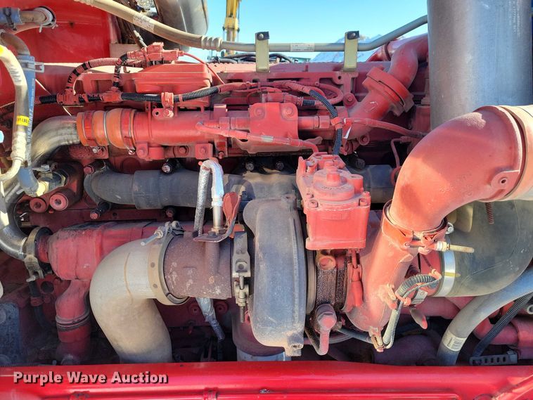 image for item EA2816 2019 Peterbilt 389 semi truck