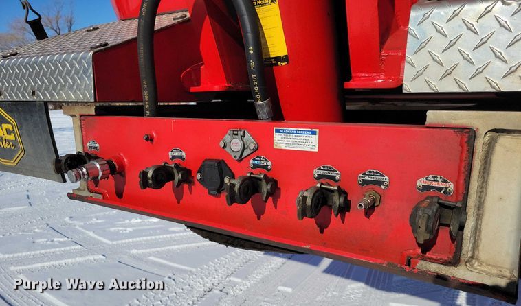 image for item EA2817 2019 Mac Mac Trailer Manufacturing end dump trailer