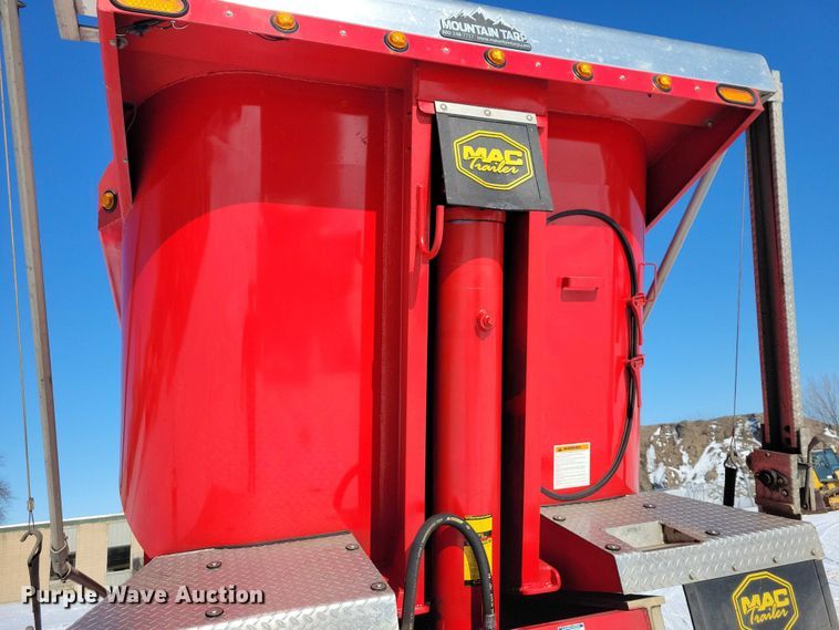 image for item EA2817 2019 Mac Mac Trailer Manufacturing end dump trailer