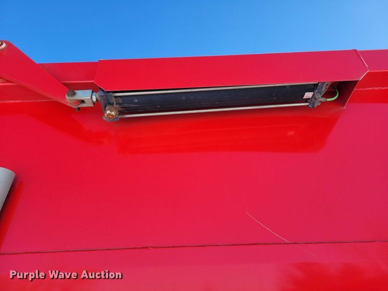 image for item EA2817 2019 Mac Mac Trailer Manufacturing end dump trailer