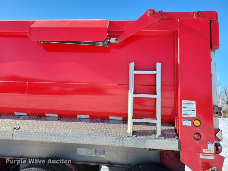 image for item EA2817 2019 Mac Mac Trailer Manufacturing end dump trailer