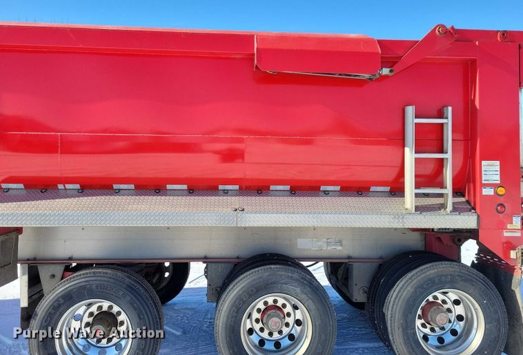 image for item EA2817 2019 Mac Mac Trailer Manufacturing end dump trailer