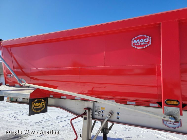 image for item EA2817 2019 Mac Mac Trailer Manufacturing end dump trailer