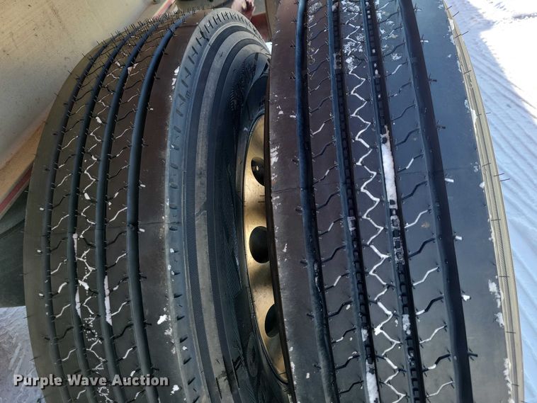 image for item EA2817 2019 Mac Mac Trailer Manufacturing end dump trailer