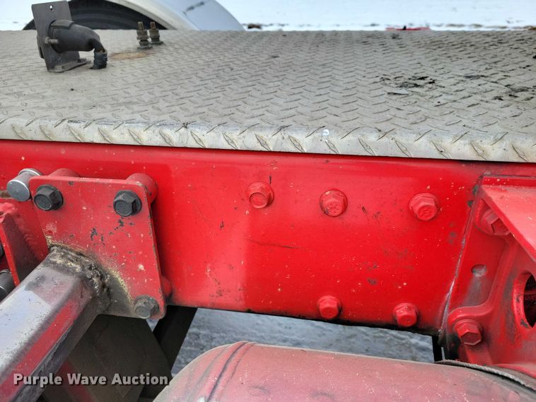 image for item EA2818 1987 Peterbilt 379 semi truck