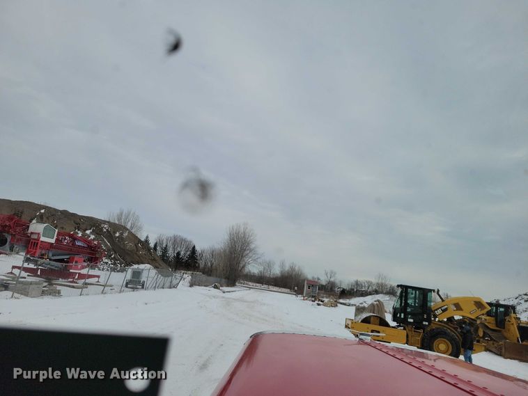 image for item EA2818 1987 Peterbilt 379 semi truck