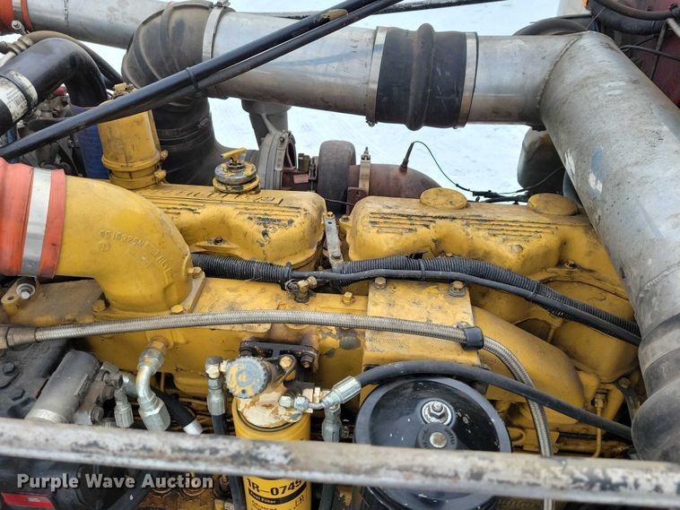 image for item EA2818 1987 Peterbilt 379 semi truck