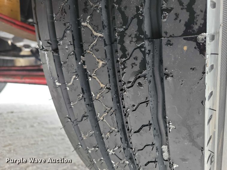 image for item EA2818 1987 Peterbilt 379 semi truck