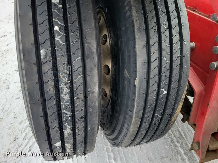 image for item EA2818 1987 Peterbilt 379 semi truck