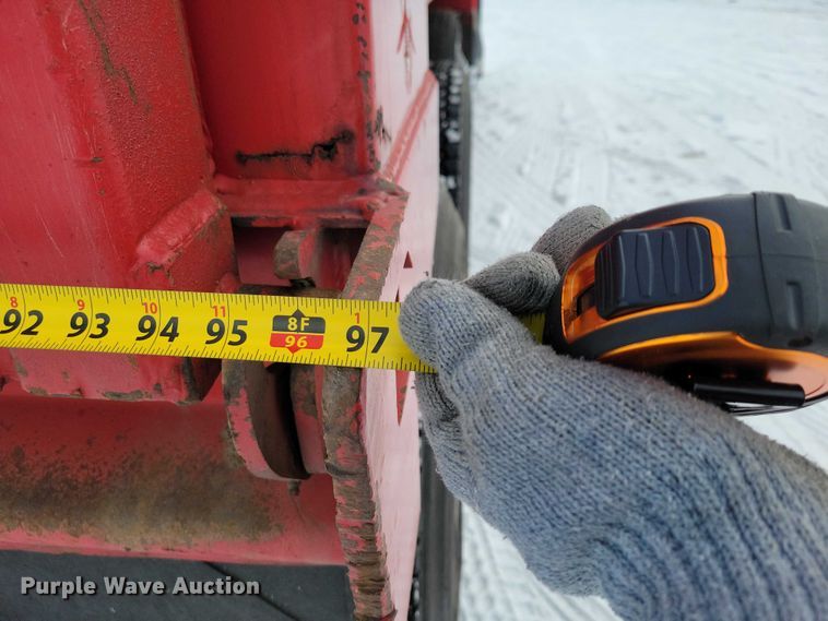 image for item EA2819 2005 Peterbilt 379 dump truck