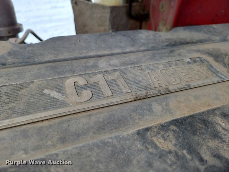 image for item EA2819 2005 Peterbilt 379 dump truck