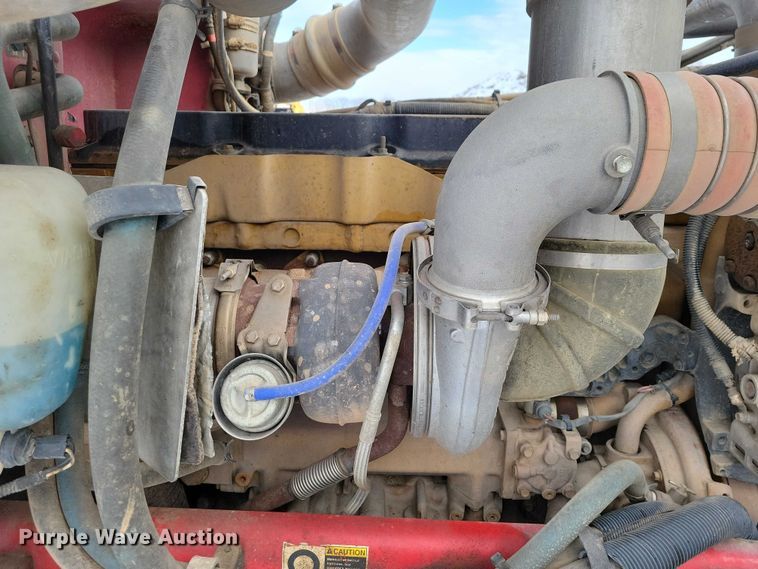 image for item EA2819 2005 Peterbilt 379 dump truck