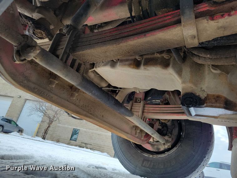 image for item EA2819 2005 Peterbilt 379 dump truck