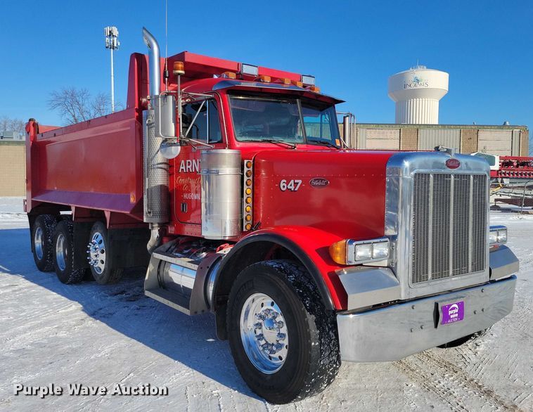 image for item EA2820 2003 Peterbilt 379 dump truck