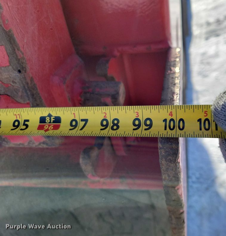 image for item EA2820 2003 Peterbilt 379 dump truck