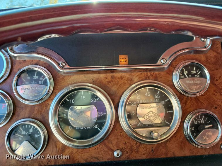 image for item EA2820 2003 Peterbilt 379 dump truck